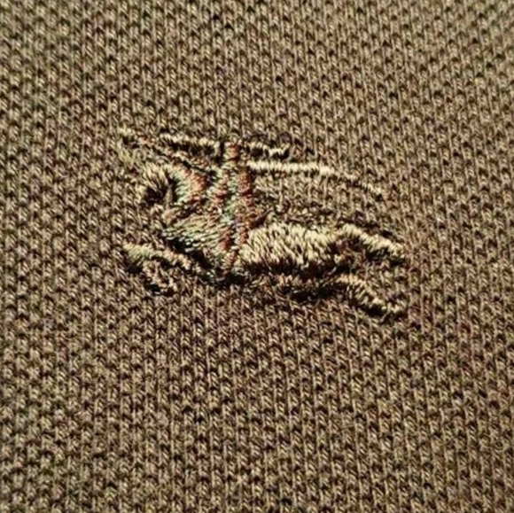 Authentic Burberry Cap Sleeve Polo Shirt size Medium, NWOT - Picture 5 of 9